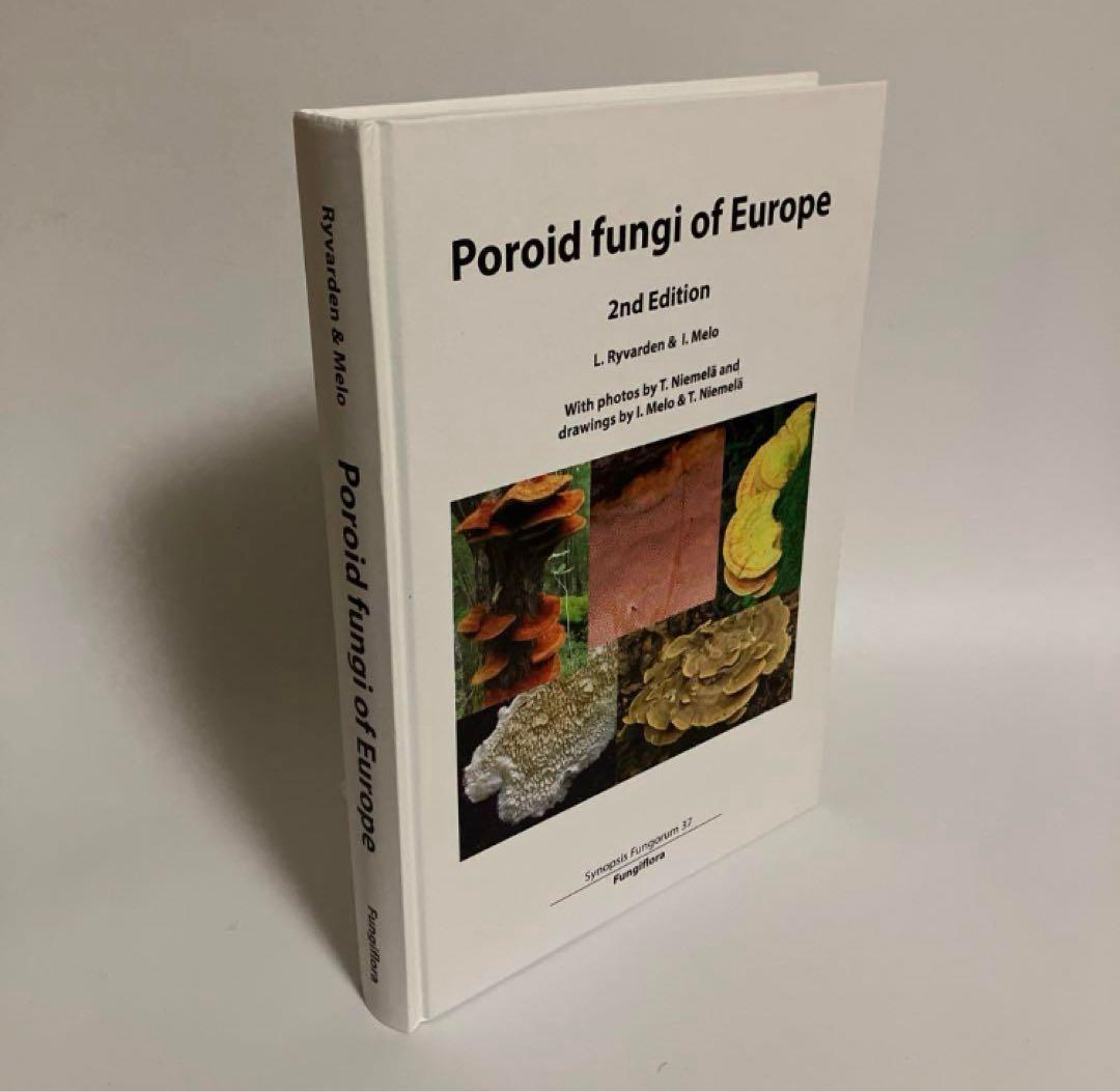 洋書　きのこ図鑑　Poroid fungi of Europe
