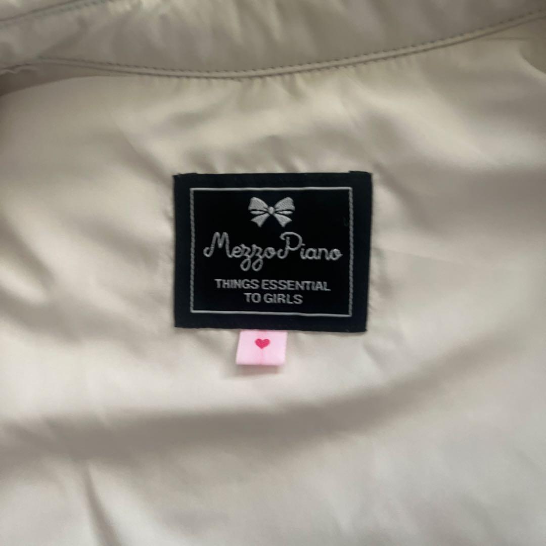 mezzo piano junior ビッグカラー付きキルティングブルゾン150