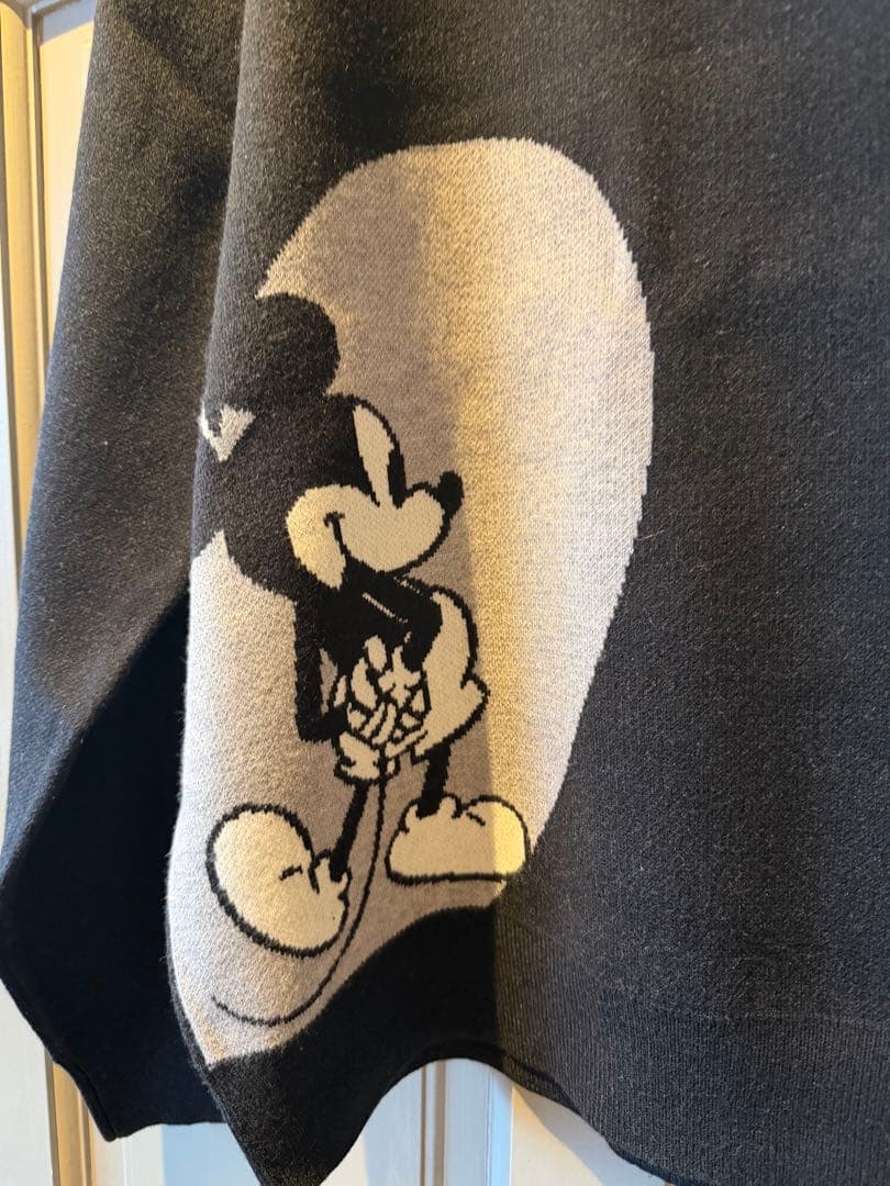 早い者勝ち！セール今期DELSOLデルソルLLゴルフセーター美品ミッキー&ミニー