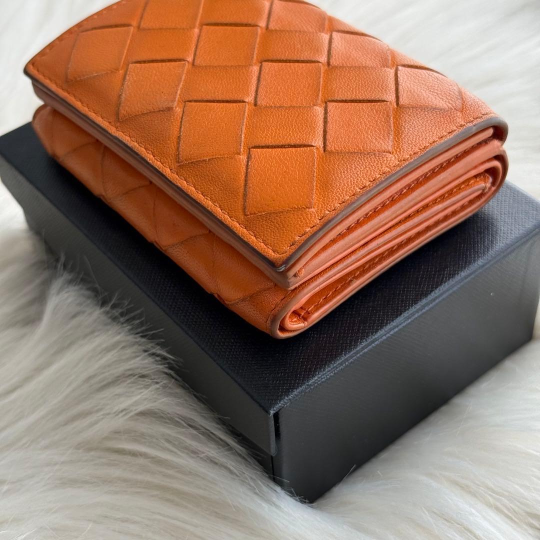 ボッテガヴェネタ イントレチャート コンパクトウォレット 三つ折り財布 オレンジ