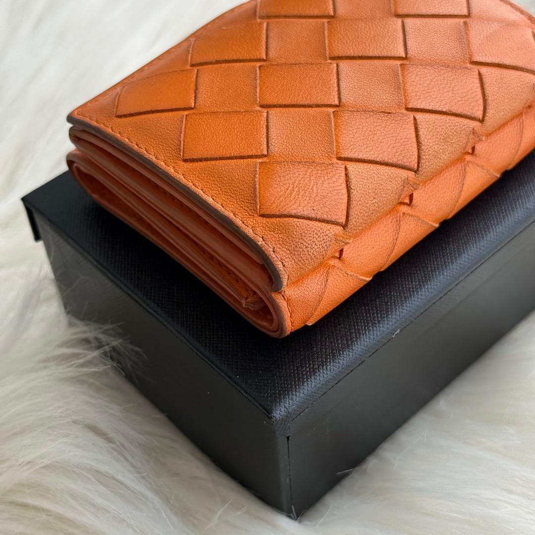 ボッテガヴェネタ イントレチャート コンパクトウォレット 三つ折り財布 オレンジ
