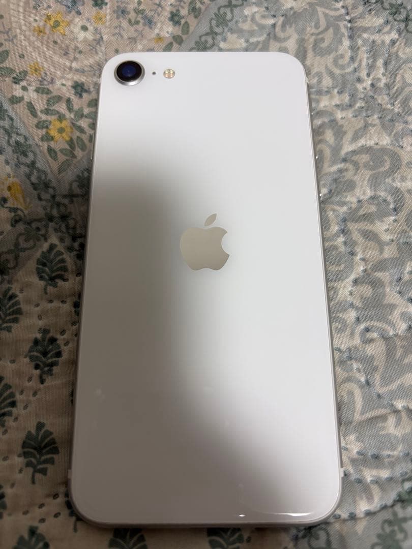 Apple iPhone SE (第2世代) ホワイト