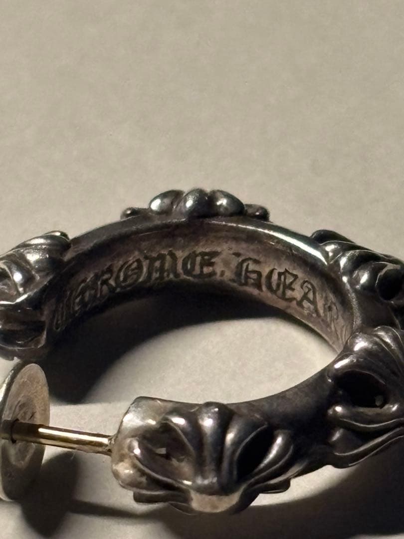 CHROME HEARTS クロムハーツ　クロスバンド フープピアス