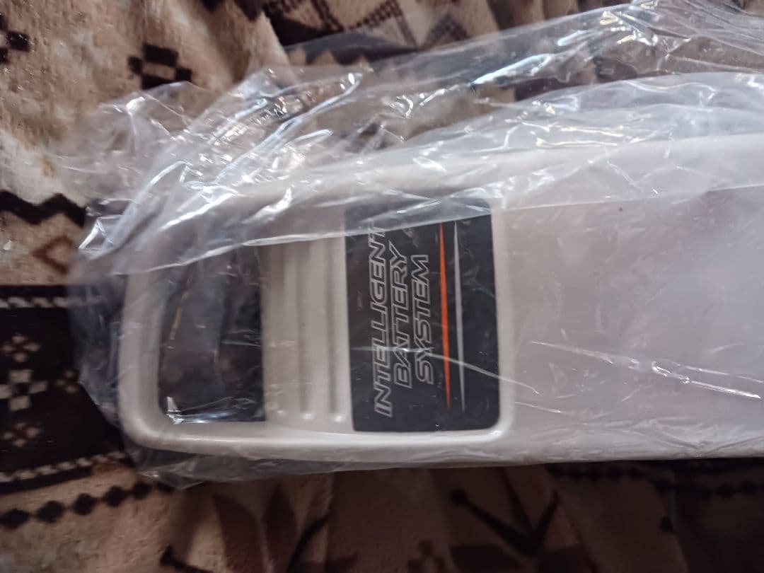 ブリジストンのアシスト自転車のバッテリ、新品、みしよう