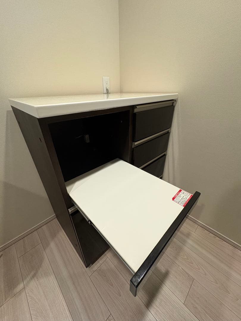 ゆきまろ【送料込】出品5月上旬まで　キッチンボード　幅80cm ニトリ