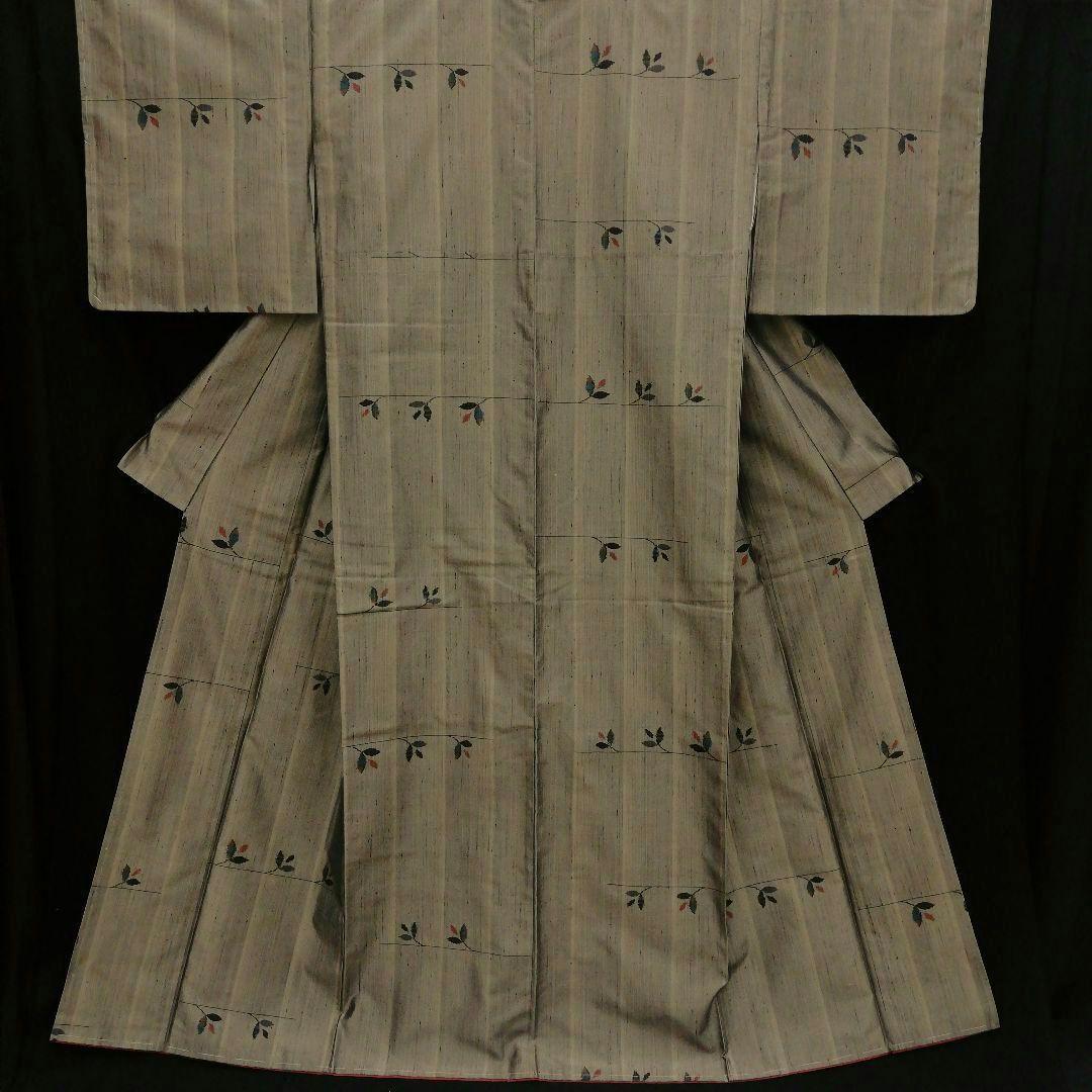 紬(袷)　(織出し枝葉紋様　縦節紬　未使用)