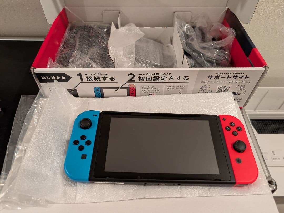 Nintendo Switch本体　美品