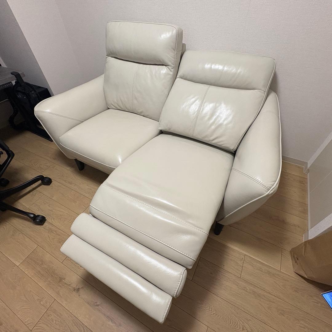 【横浜市直接取引限定】ニトリ　本革電動リクライニングソファ　2人掛け