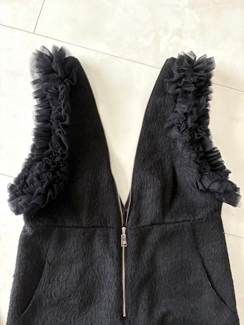 bibiy フリル付きつなぎ