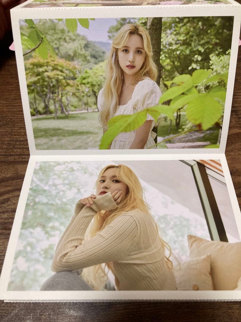 【初回限定版】TWICE Yes, I am Mina. photo book