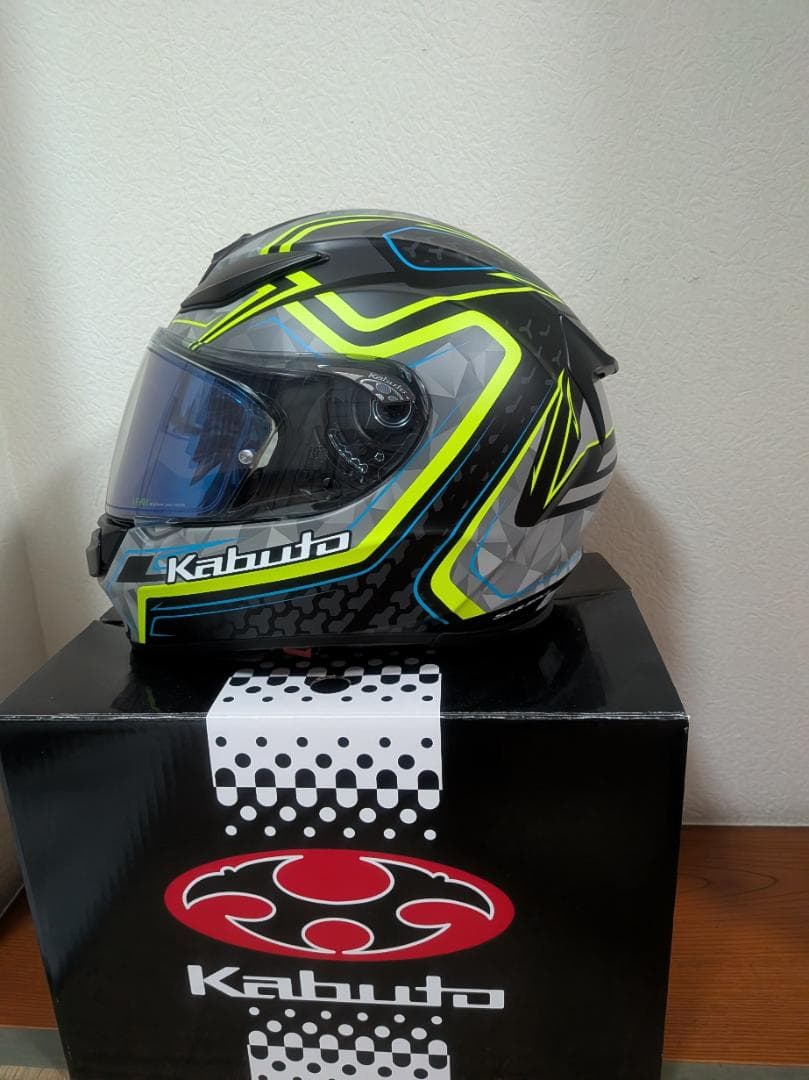 SHUMA FROZE フラットブラックイエロー【M】＋ブルーミラーピンロック