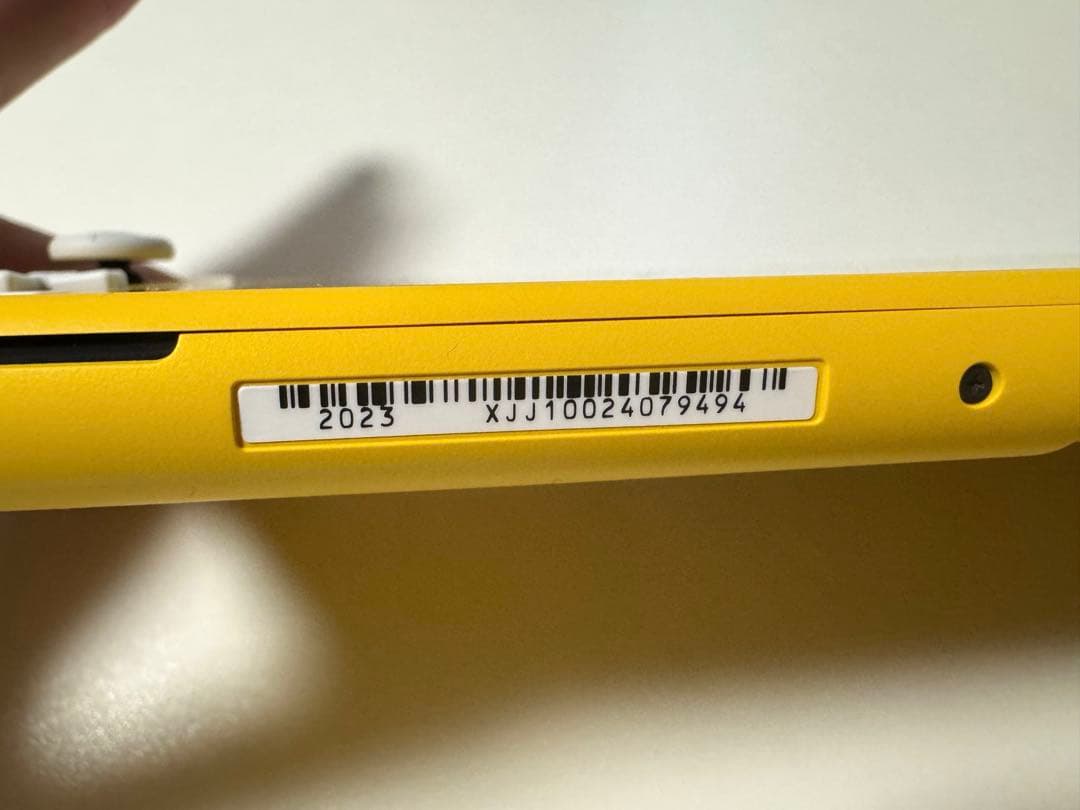 【動作確認済み】Nintendo Switch Lite イエロー 本体 箱付き