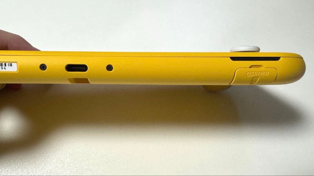 【動作確認済み】Nintendo Switch Lite イエロー 本体 箱付き
