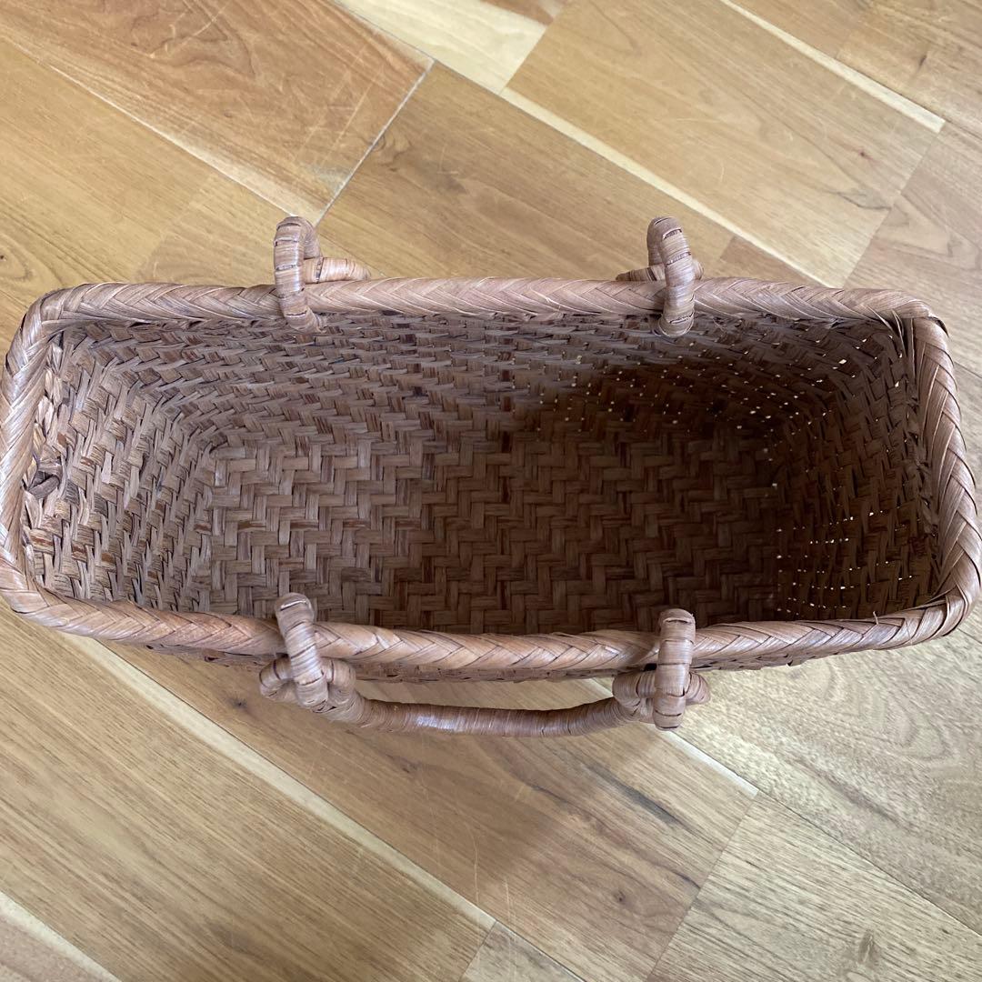 長野産　職人手編み綱代あみ　山ぶどうバック　らリングた取手