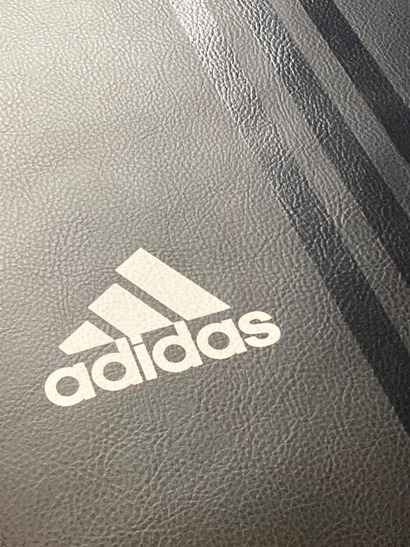 adidasアディダス　トレーニングフラットベンチ
