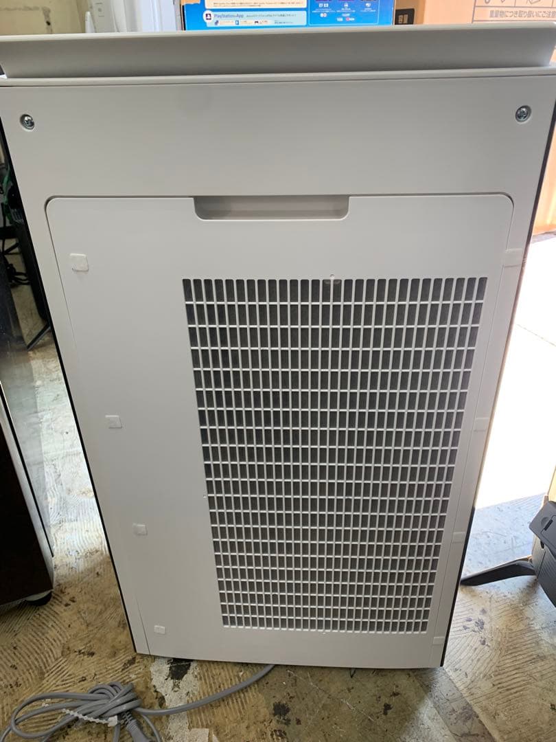 j252 SHARP KI-RX70-W 加湿空気清浄機　2023年製　動作品