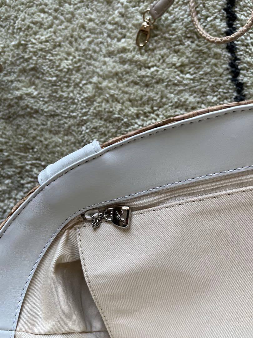 かおるこ様用　キタムラ　ベージュ かごバッグ ホワイトハンドル