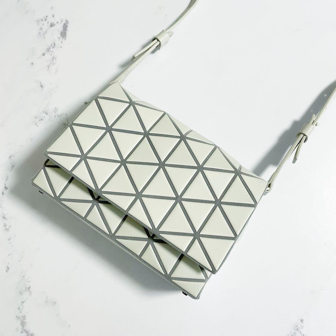 完売品　BAO BAO ISSEY MIYAKE FOSSETTE ショルダー