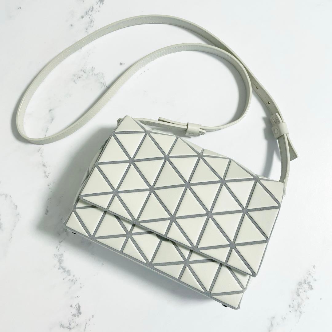 完売品　BAO BAO ISSEY MIYAKE FOSSETTE ショルダー
