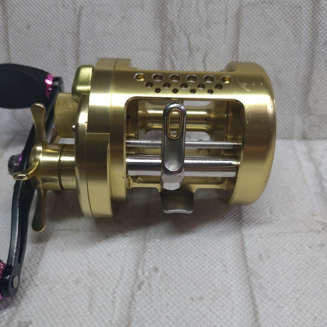 シマノ　カルカッタコンクエスト400 01カルカッタコンクエスト400