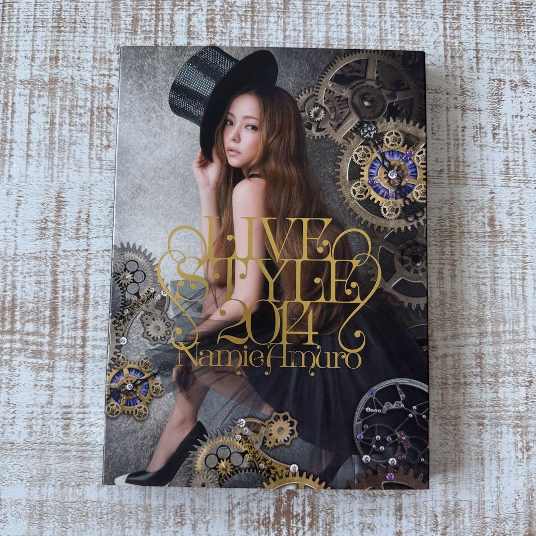 安室奈美恵DVD5枚＋Blu-ray1枚セット(新品タオル付き)