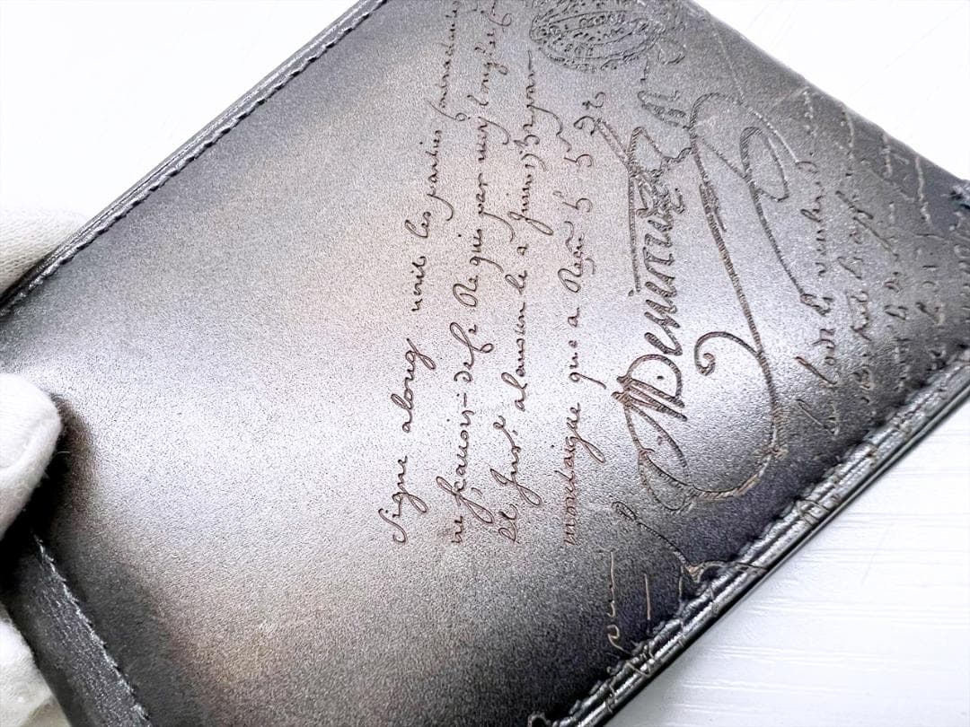 良好品　ベルルッティ　アッサオ　スクリットレザー　マネークリップ