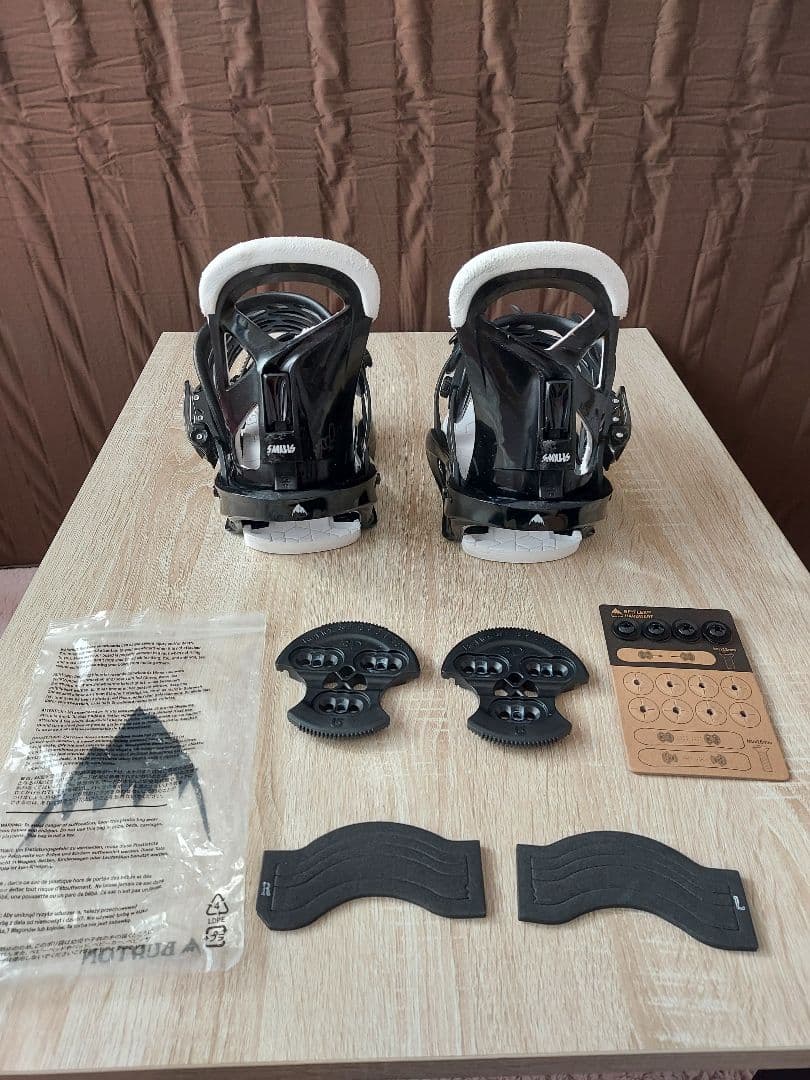 ボードGRAY SOLID 38&ビンBURTON SMALLS KIDSセット