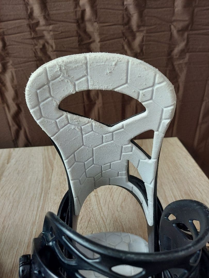 ボードGRAY SOLID 38&ビンBURTON SMALLS KIDSセット