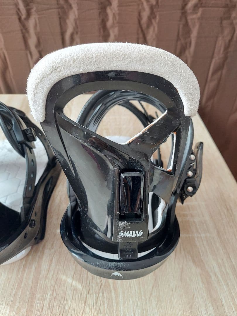 ボードGRAY SOLID 38&ビンBURTON SMALLS KIDSセット