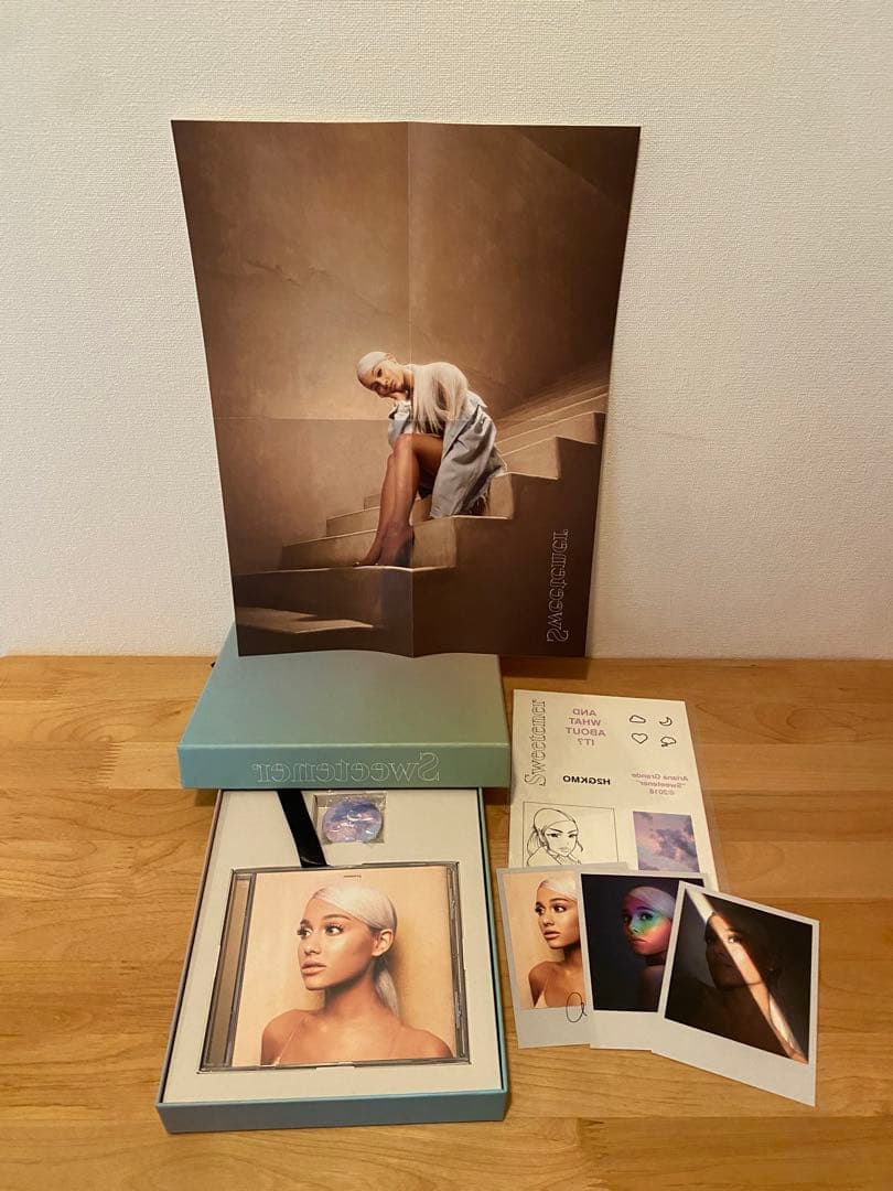 [完全生産限定品あり]Ariana Grande グッズセット