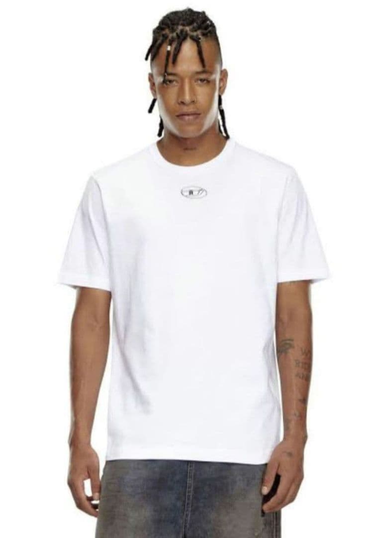 美品☆DIESEL オーバルロゴ メタルプレート ホワイトTシャツ S