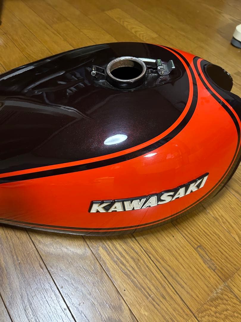 Z1燃料タンク、火の玉カラー