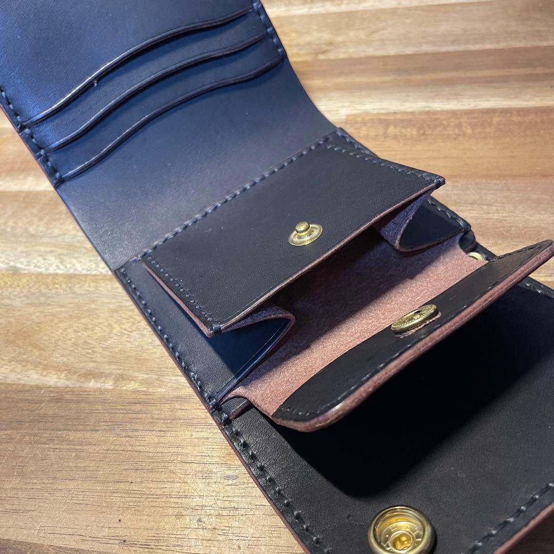 ショートトラッカーウォレット　栃木レザー　オイルレザー　茶芯　丘染めブラック