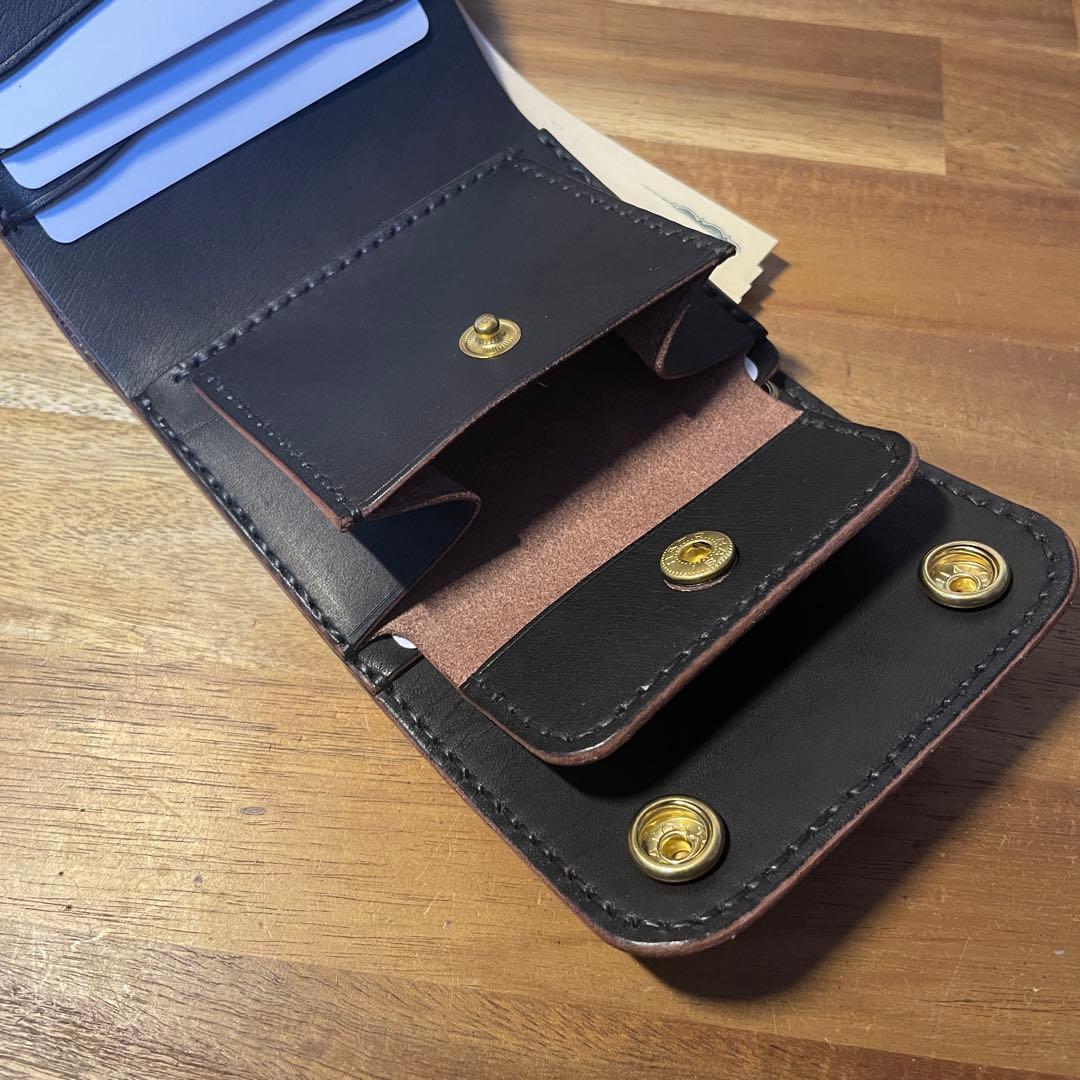 ショートトラッカーウォレット　栃木レザー　オイルレザー　茶芯　丘染めブラック
