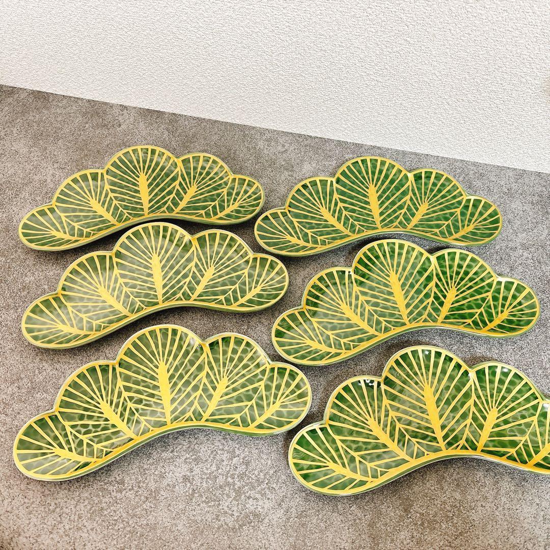 coccoご依頼品　有田焼　幸楽窯　錦金松葉形前菜皿　茶緑金　6点セット