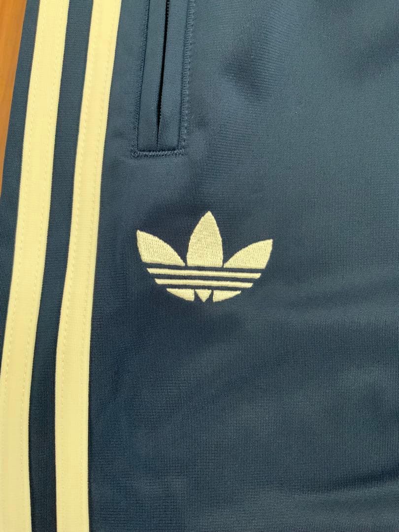 新品 adidas Oasis アディダス オアシス パンツ ジャージ 紺 完売