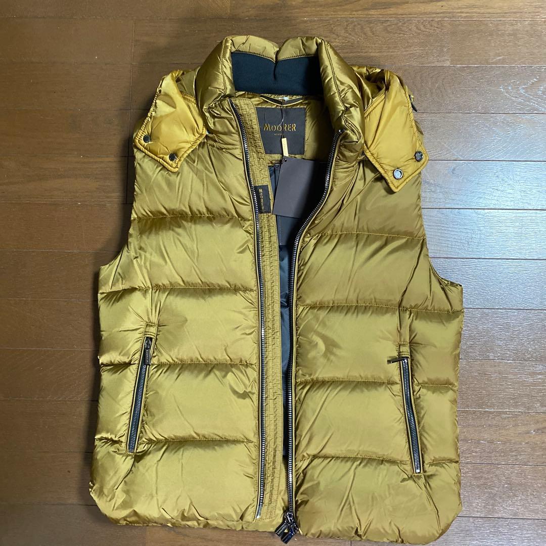 新品未使用　限定カラー　激レア　ムーレー　Moorer ハニーダウンベスト 48