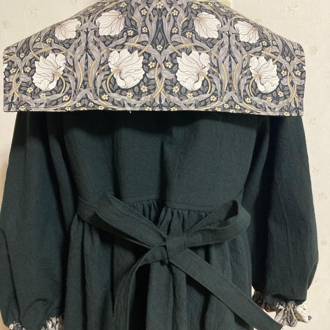 親子ワンピース　エプロンフリルワンピース