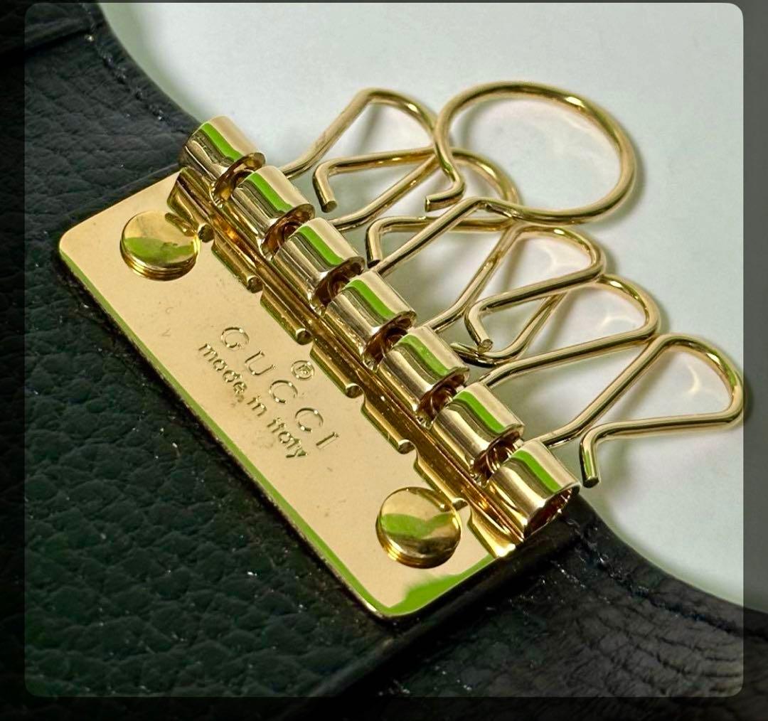 Gucci GGロゴ 二つ折りキーケース