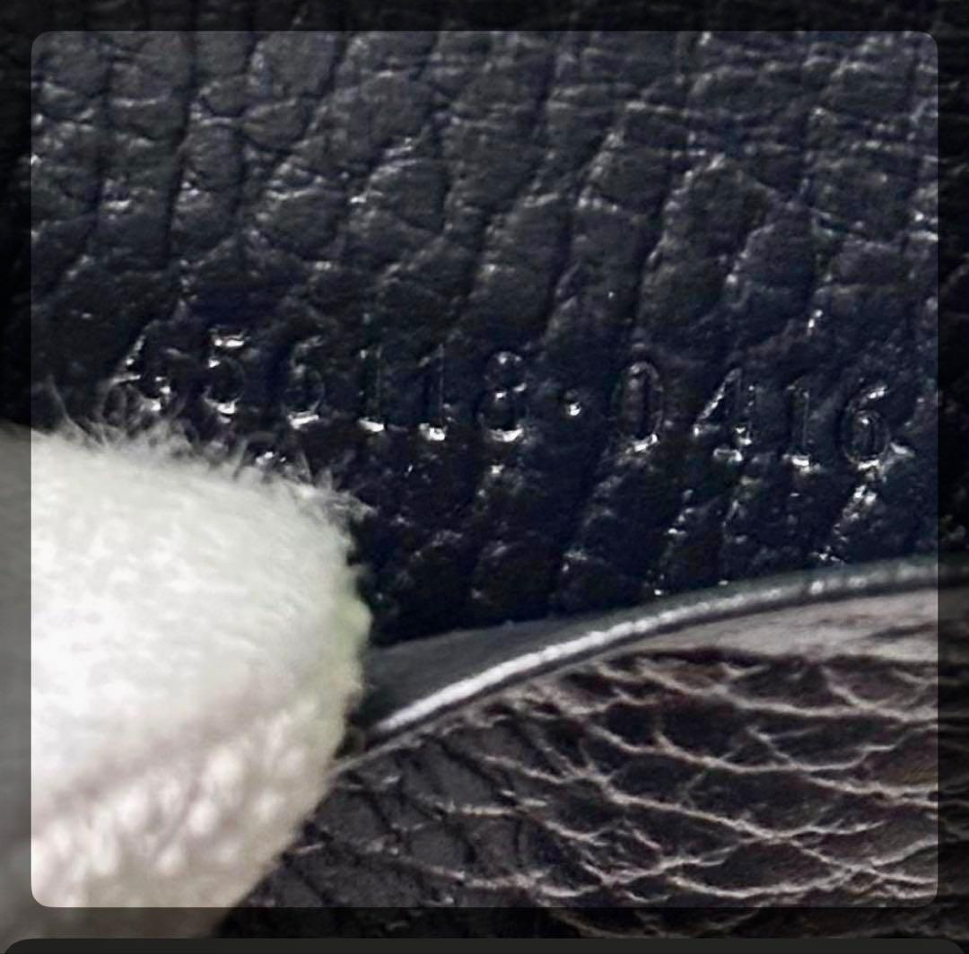 Gucci GGロゴ 二つ折りキーケース