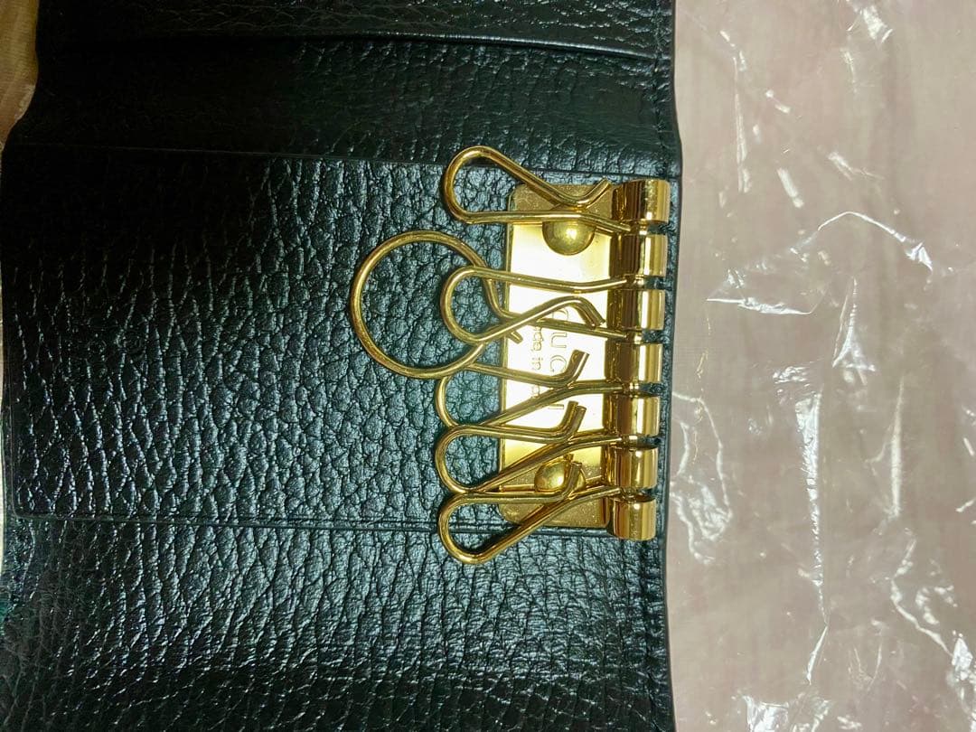 Gucci GGロゴ 二つ折りキーケース