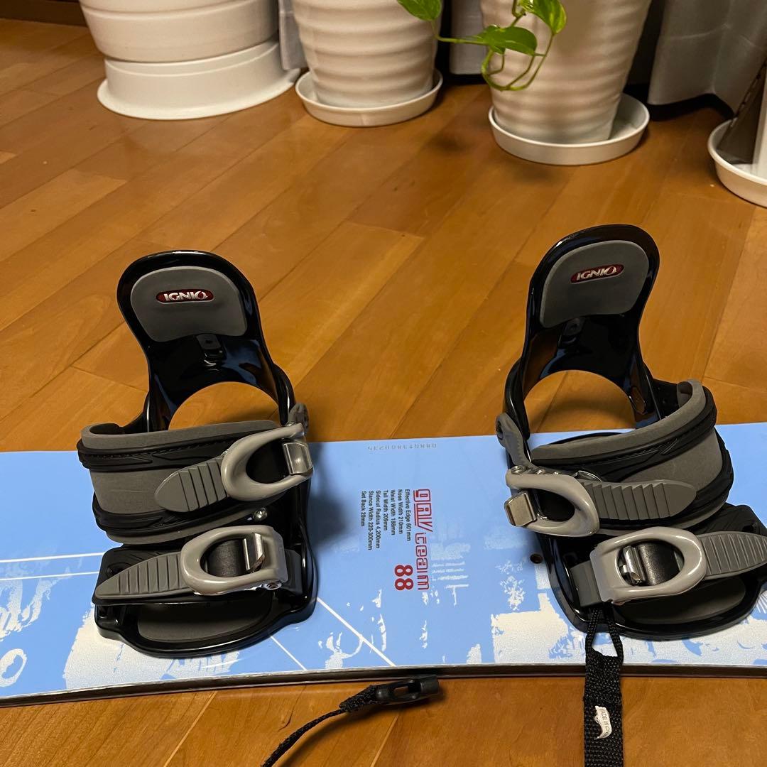 ABEFARM さま専用　IGNIO GRV 88cmスノーボード ブルー　板