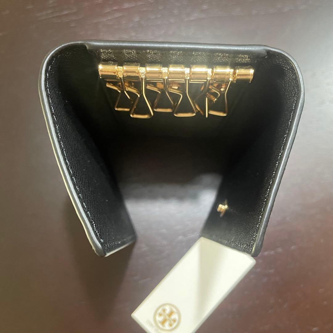 新品　トリーバーチ キーケース　EMERSON KEYCASE ブラック