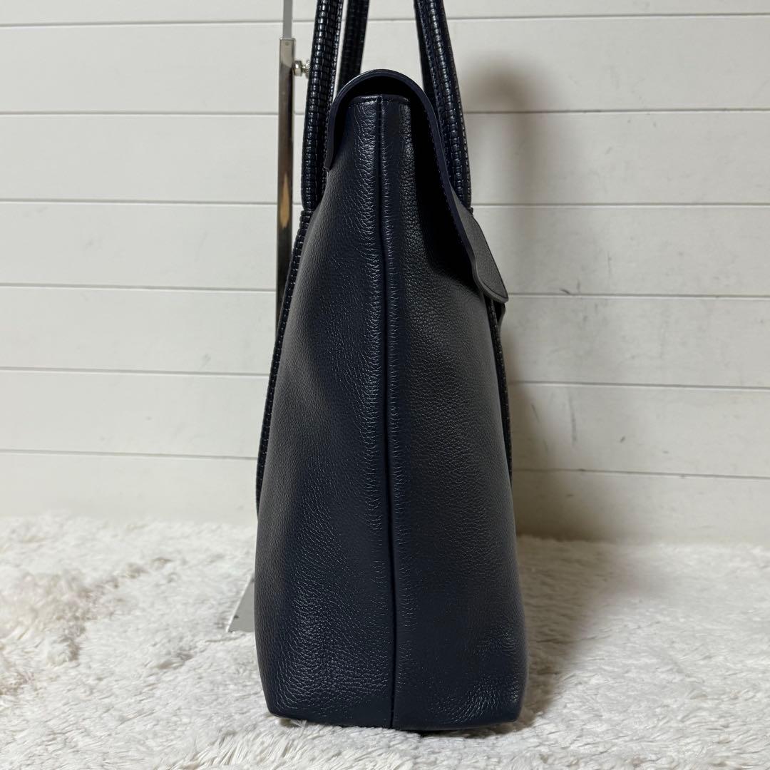 ⭐️ヤマハ⭐️　ペッレモルビダ　MH　ホーサー　ハンドバッグ　ネイビー　レザー