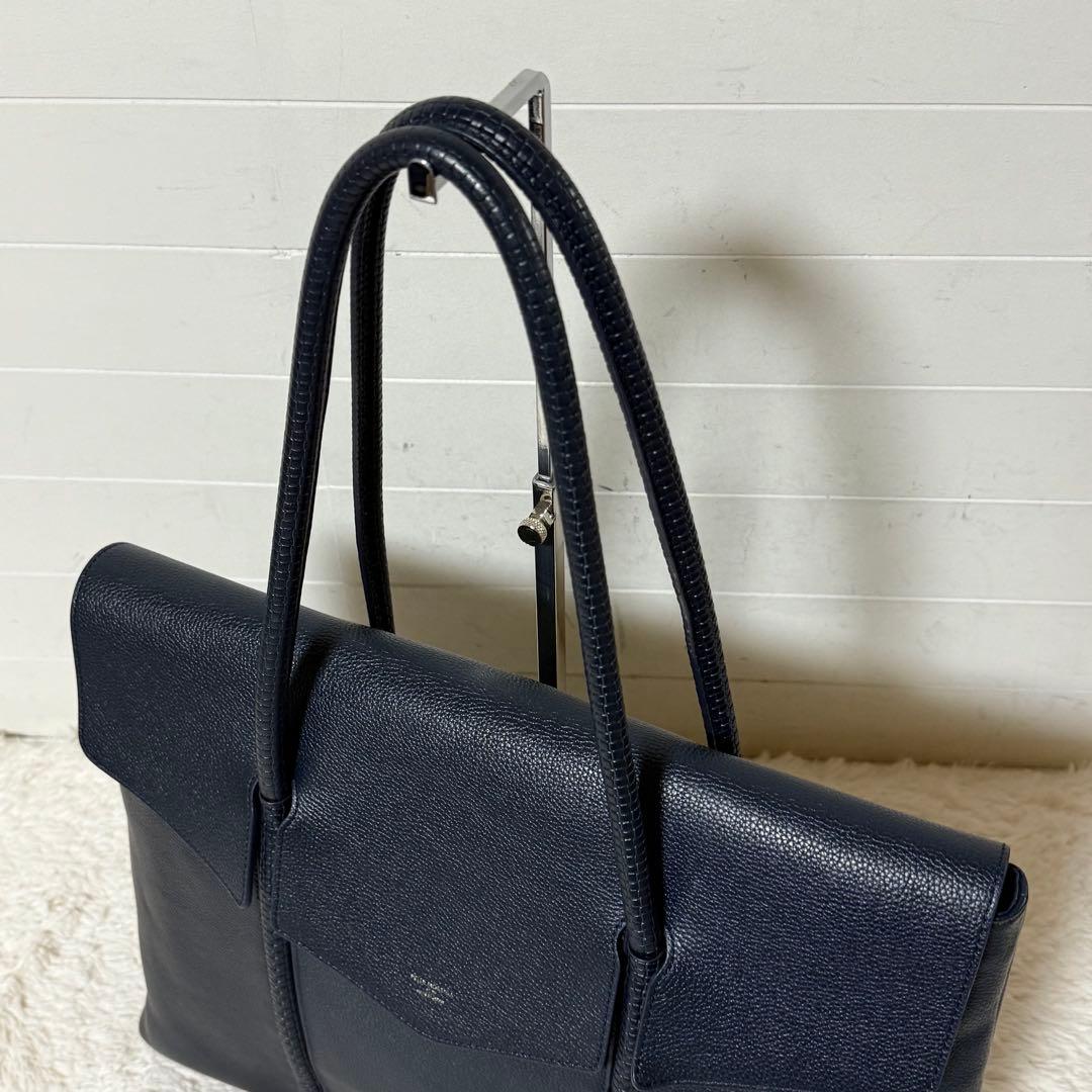 ⭐️ヤマハ⭐️　ペッレモルビダ　MH　ホーサー　ハンドバッグ　ネイビー　レザー