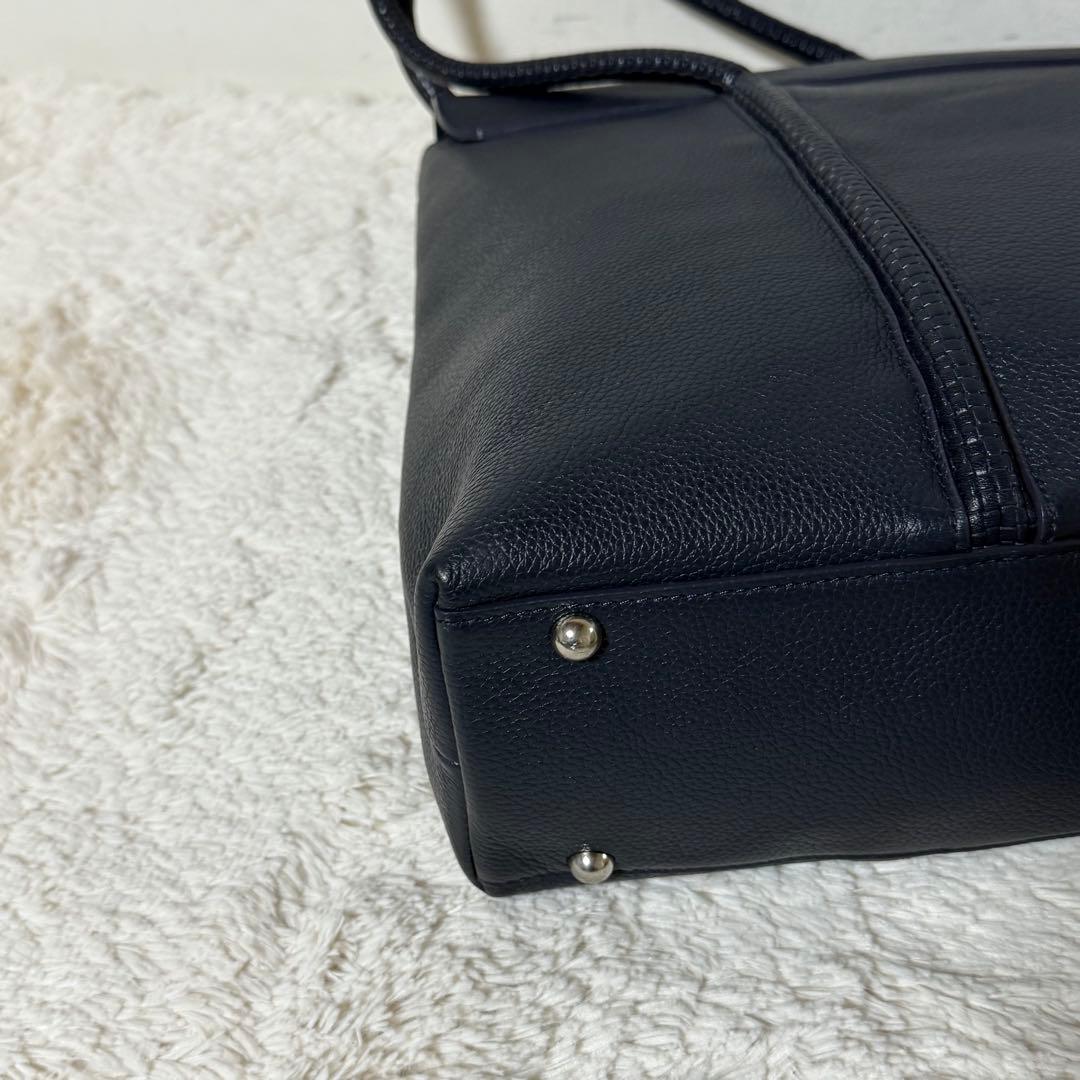 ⭐️ヤマハ⭐️　ペッレモルビダ　MH　ホーサー　ハンドバッグ　ネイビー　レザー