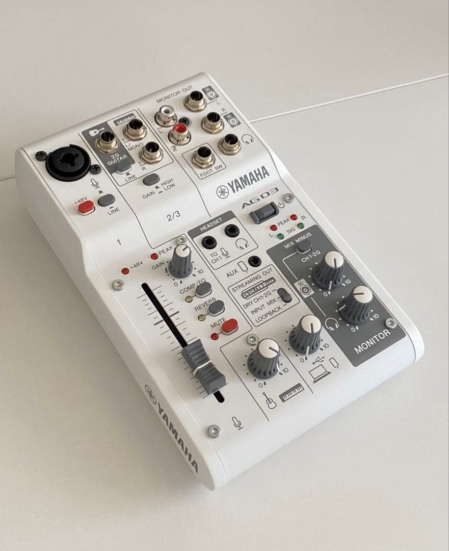 YAMAHA AG03 MK2 オーディオインターフェイス 本体と付属品