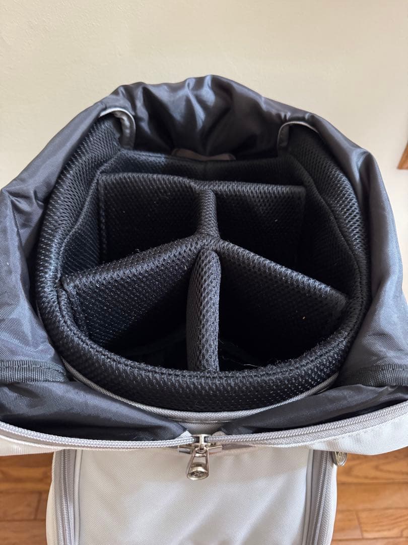 and per se ホワイトキャディバッグ