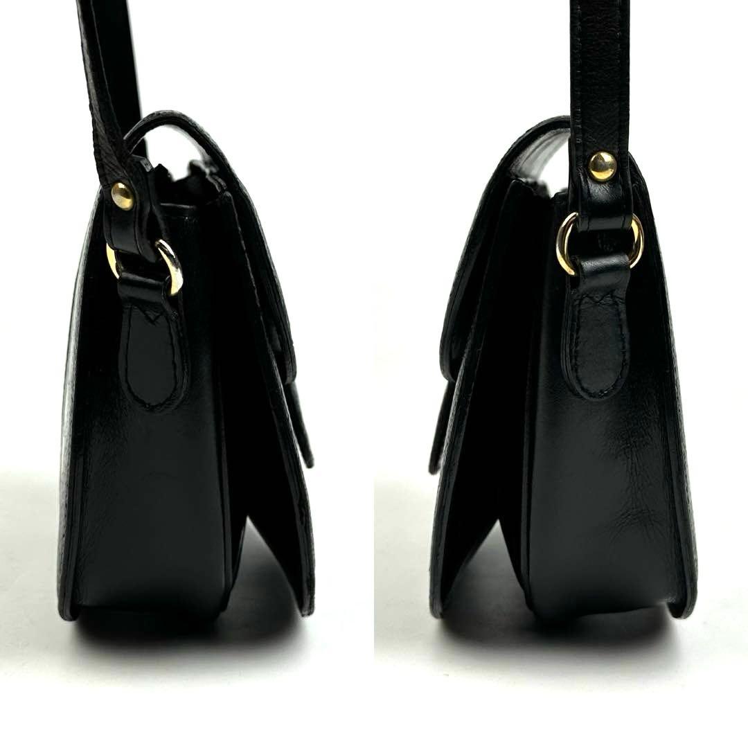 【美品】イヴサンローラン　ショルダーバッグ　オーストレッグ　クロコ　レザー　黒色