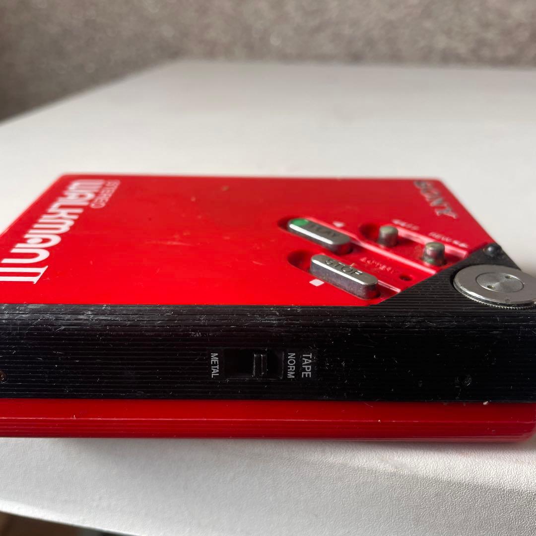 星*哥様 【ジャンク品】SONY WM-2 カセットプレーヤー レッド